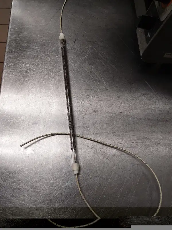 Quartz Heating Tube - Star Holman Toaster 197841 104v / 208v in Toasters & Toaster Ovens in Mississauga / Peel Region - Image 6