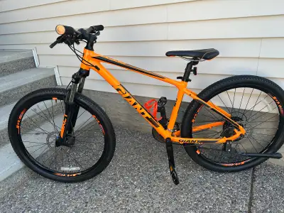 Giant ATX  XS frame Bike- pickup Walden SE, View more