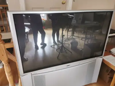 Old but good quality. 780p with HDMI port with remote control .