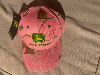 Women’s John deer snap back hat X4, View more
