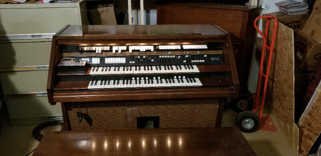 Orgue Electrohome avec grand pédalier dans Pianos et claviers  à Ville de Montréal - Image 2