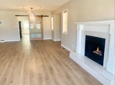 For Rent – Executive 3.5 Bedroom Home in Desirable Wiltse Area $400 flat rate: utilities, internet,...
