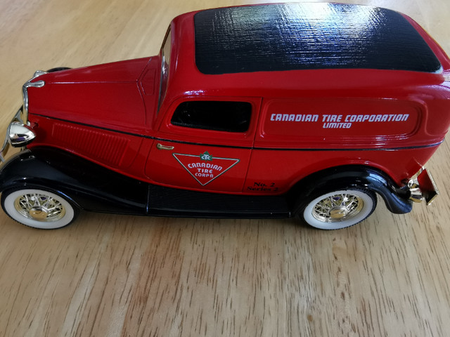 Liberty Classic Inc Canadian Tire diecast Van in Toys & Games in Peterborough - Image 4