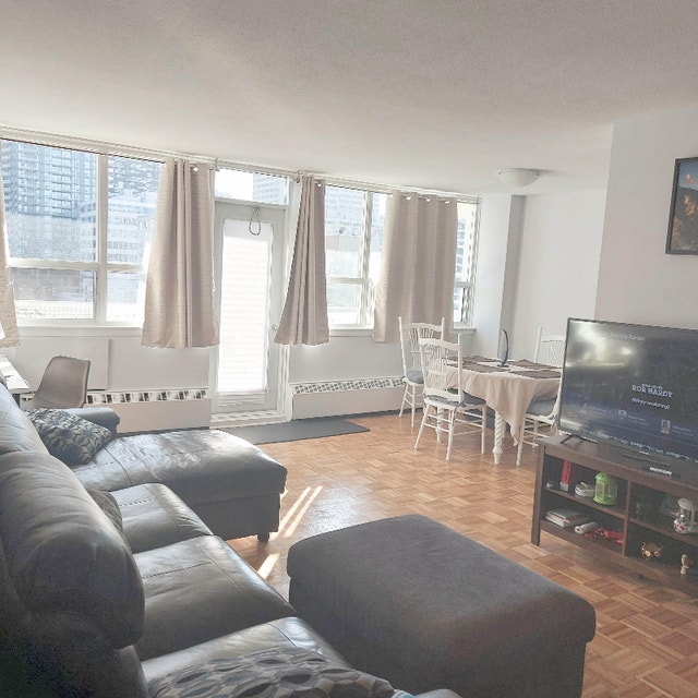 Fully furnished 12month sublease /2 BED,1 BATH /YongeEglinton Long Term Rentals City of
