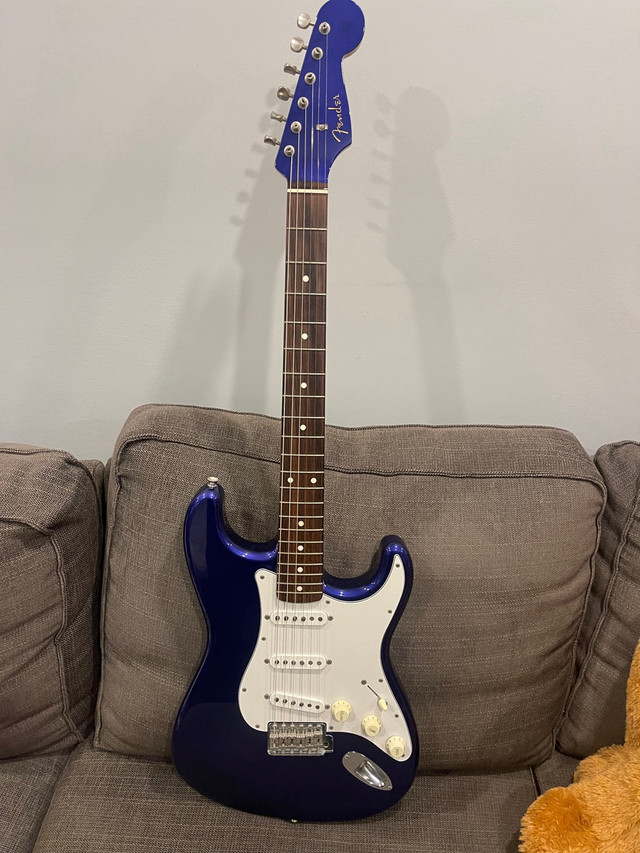 Fender Stratocaster ‘62 Reissue MIJ Matching Headstock MINT  in Guitars in Oshawa / Durham Region - Image 3
