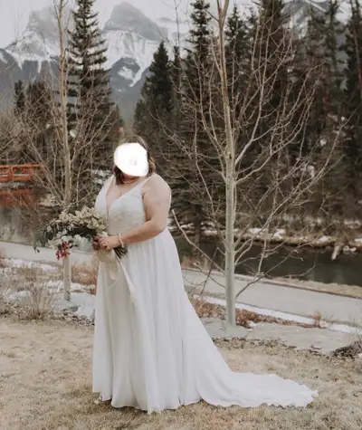 CUSTOM MADE WEDDING DRESS, SIZE 22, View more