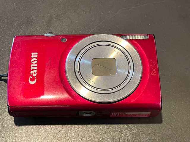 CANON: ELPH 180 Digital Camera with Battery and Charger in Cameras & Camcorders in Burnaby/New Westminster - Image 4