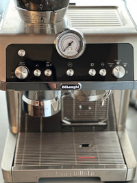 Delonghi La Specialista Prestigio  espresso machine 