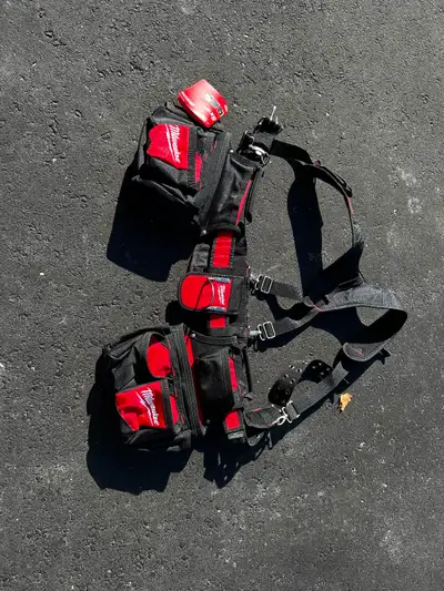 Milwaukee tool belt never used, View more
