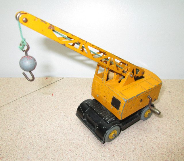 DINKY Coles Mobile Crane No. 971 Circa 1954-65 in Toys & Games in Hamilton - Image 4