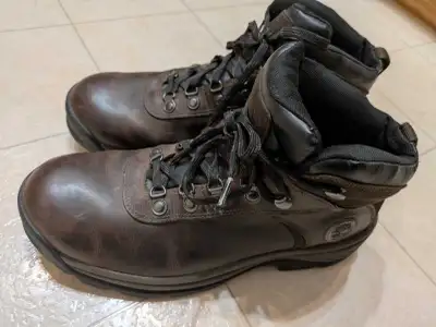 Timberland size 8.5 men's all leather waterproof hiking boots, View more