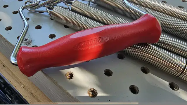 welder spring steel chest expander exercise  in Exercise Equipment in Edmonton - Image 5