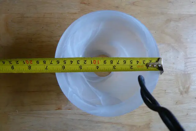 New Glass Lamp Shades (never been used) in Indoor Lighting & Fans in Mississauga / Peel Region - Image 3