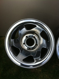 15x8 chrome wheels