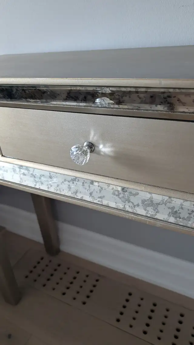 Console side table555654508404418562