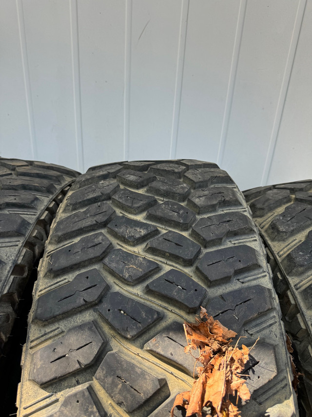 Firestone destination m/t2 35x12.5r22 in Tires & Rims in Campbell River - Image 2