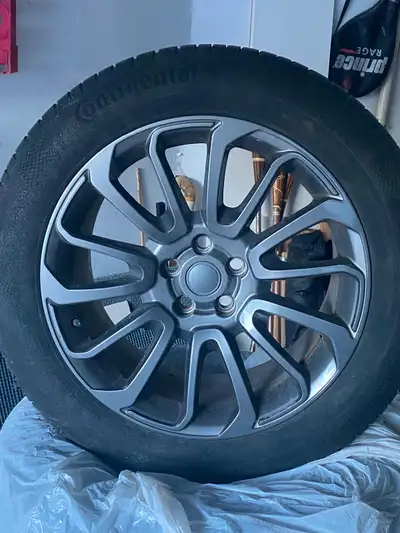 255/55 R20 winter tires on rims for sale in Mississauga $600 or best offer. For more information can...