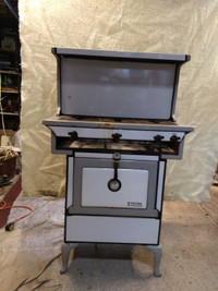 Antique Empire Gas 3 Burner/Oven