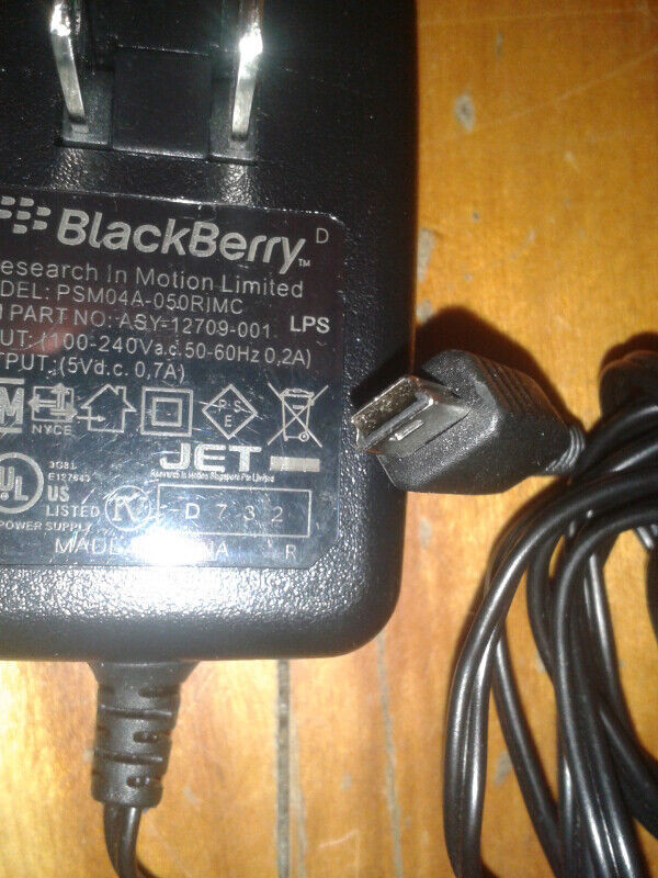 BlackBerry Charger in Cell Phone Accessories in Ottawa - Image 2