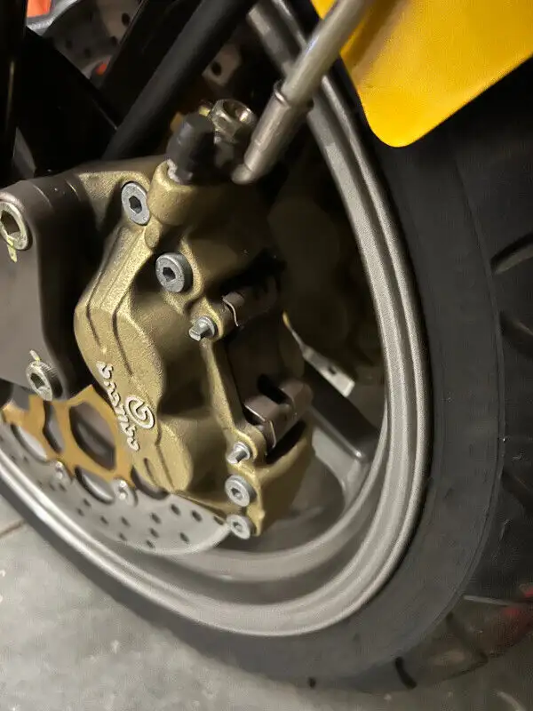Ducati Brembo brake calipers 748 998 P4 2 pad 65mm axle mount oe in Other in City of Toronto - Image 6