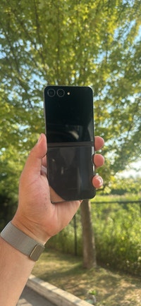 Samsung Galaxy flip 5 256 GB and 512 GB available Ottawa Ottawa / Gatineau Area Preview