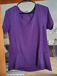 BRAND NEW WITHOUT TAGS REITMANS SIZE LARGE HYBA WEAR TOP