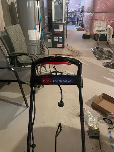 Toro Snow Blower 18 inch Power Curve, View more