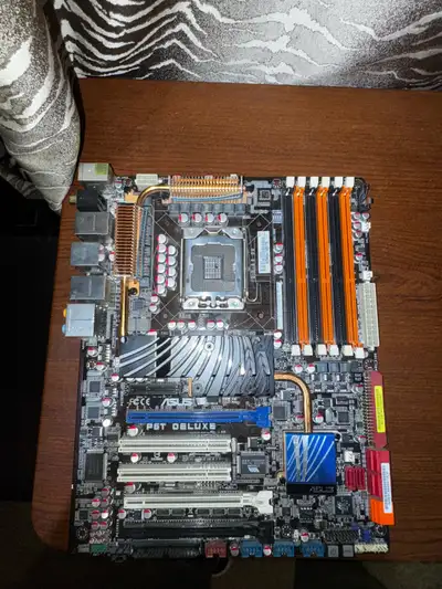 Retro pc parts bundle, View more