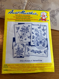 Vtg Aunt Martha’s Hot Iron Transfers-Flowers and Butterflies 