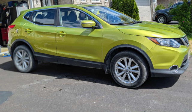 2018 Nissan Qashqai – “Green Pickle Car” in Cars & Trucks in Trenton