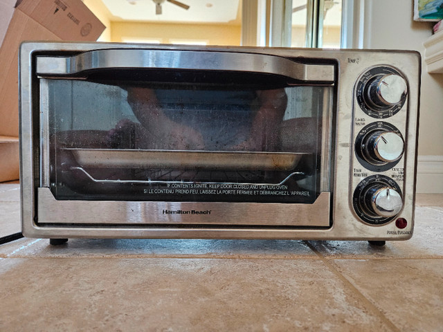 Hamilton Beach Electric Oven in Stoves, Ovens & Ranges in Red Deer - Image 2