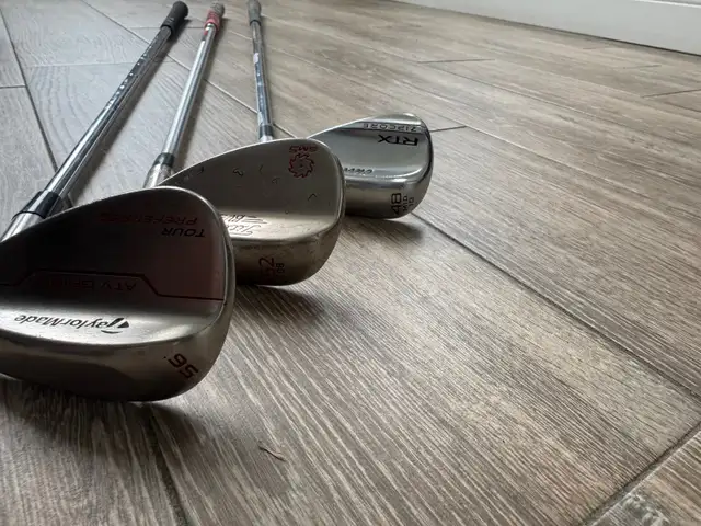 Cleveland RTX, Titleist SM5, TaylorMade ATV Wedges – RH in Golf in Oakville / Halton Region - Image 2