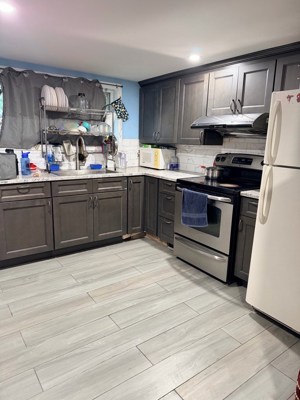 Appartment in basement 4