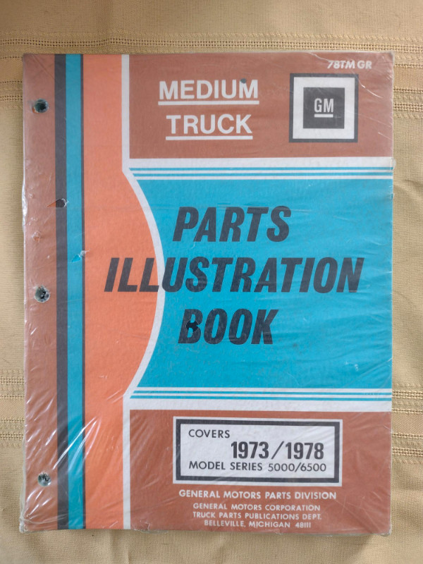 Vintage GMC Manuals/Catalogues in Other in Grande Prairie - Image 2
