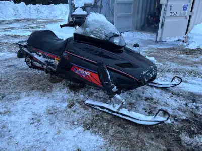 Yamaha Vmax 500. Top end rebuilt by previous owner, but can’t confirm. Recovered seat, upgraded trac...