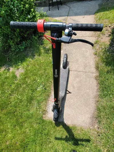 Shok Neutron 2 goes 27km Great condition don't need anymore