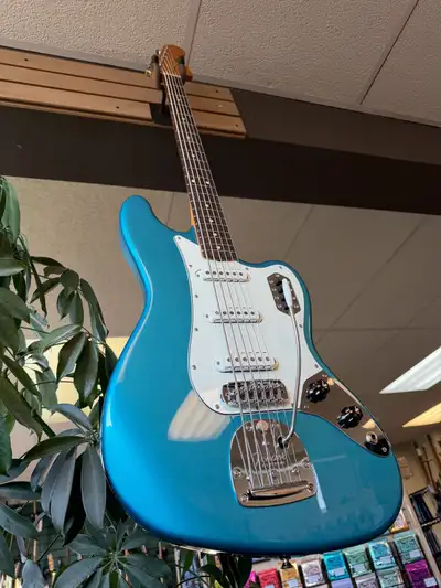 Fender Vintera II Bass VI, View more