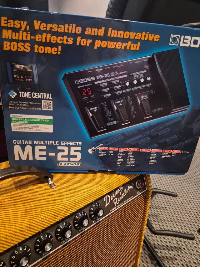 Boss ME25 multi effects pedal