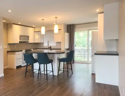 3 bedroom, 2 full bath townhouse in Sahali