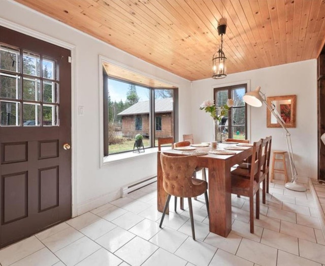 Chalet airbnb à vendre St-Zénon 3 chambres 265000pc terrain — photo 3