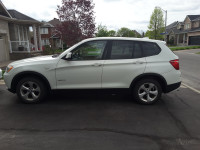 2011 BMW X3 28I with panoramic sun roof, navigation,heated seats