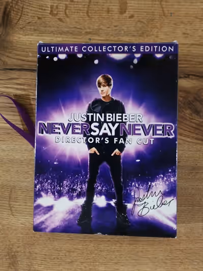 Justin Bieber: Never Say Never Director's Fan Cut Ultimate Collector's Edition 2-Dvd, excellent cond...