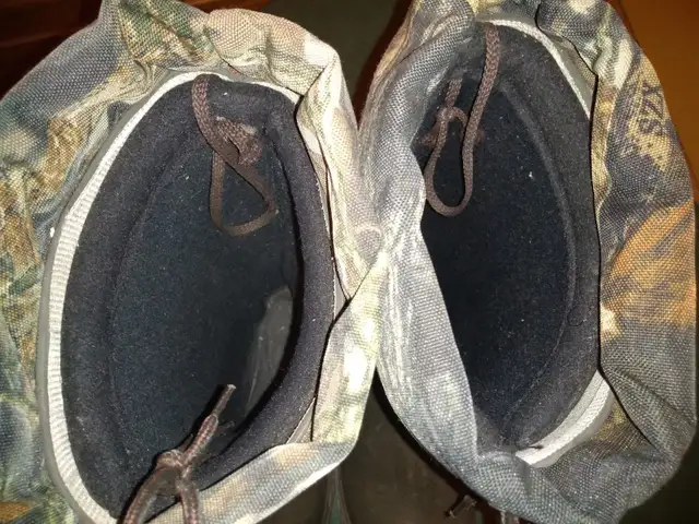 Bottes hautes KAMIK in Men's Shoes in City of Montréal - Image 4