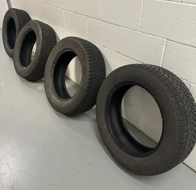 Winter Tires Michelin X-ICE SNOW 225/60 R18  25521km 8/32" depth in Tires & Rims in City of Toronto - Image 2
