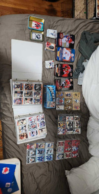 Over 3000 hockey cards from the 80's-2024