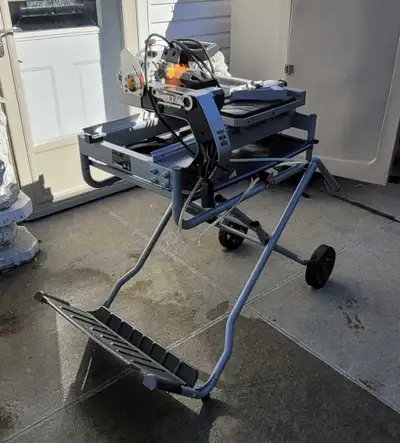 RIDGID 7-inch Portable Tile Saw with Laser, View more