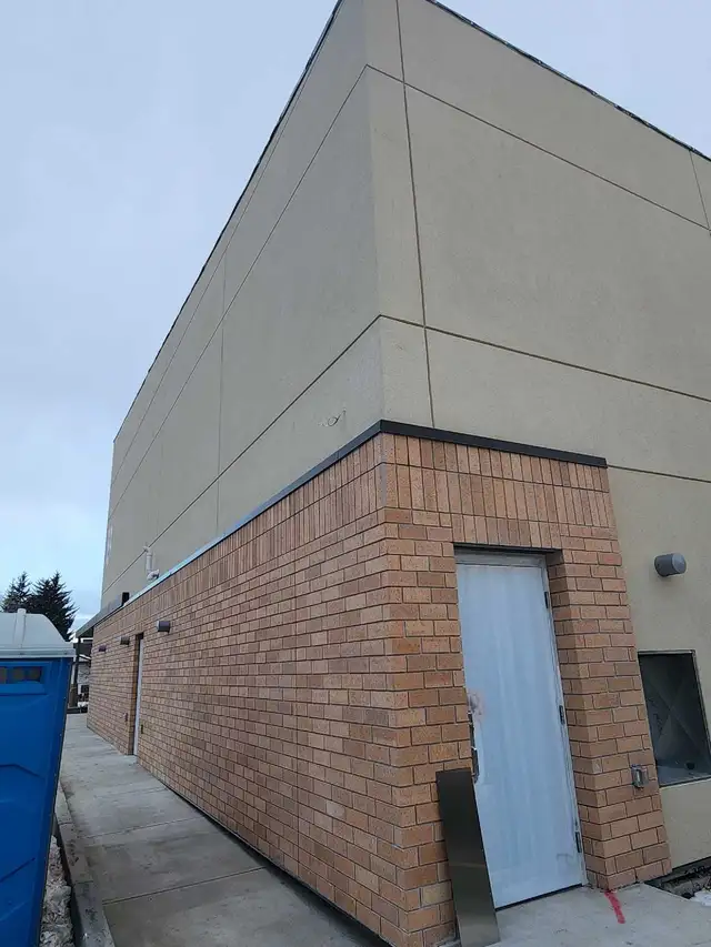 Eifs,stucco,stone,contractor,masonry,renovation,painting in Construction & Trades in Edmonton - Image 8