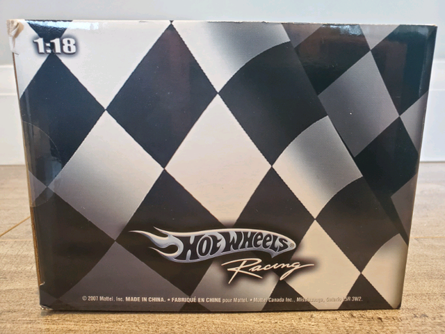1:18 Diecast Hot Wheels Williams Toyota F1 FW29 Nico Rosberg #16 in Arts & Collectibles in Kawartha Lakes - Image 8