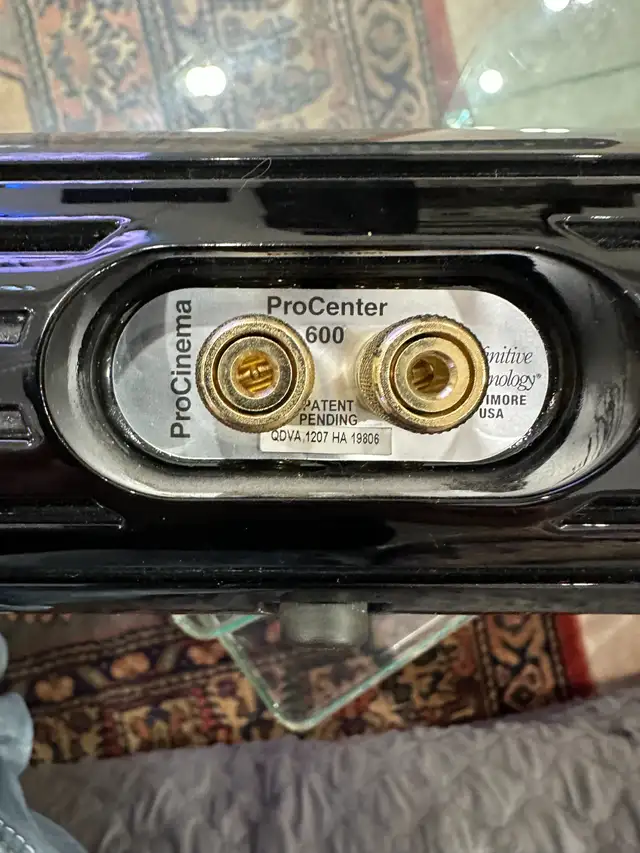 Definitive Technology pro Cinema 600 speaker in Stereo Systems & Home Theatre in Markham / York Region - Image 4