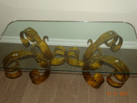 WROUGHT IRON COFFEE TABLE